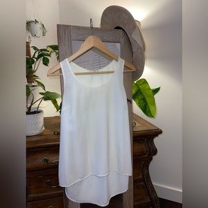 *BEAUTIFUL* (gently loved) size XS, Pleione white blouse